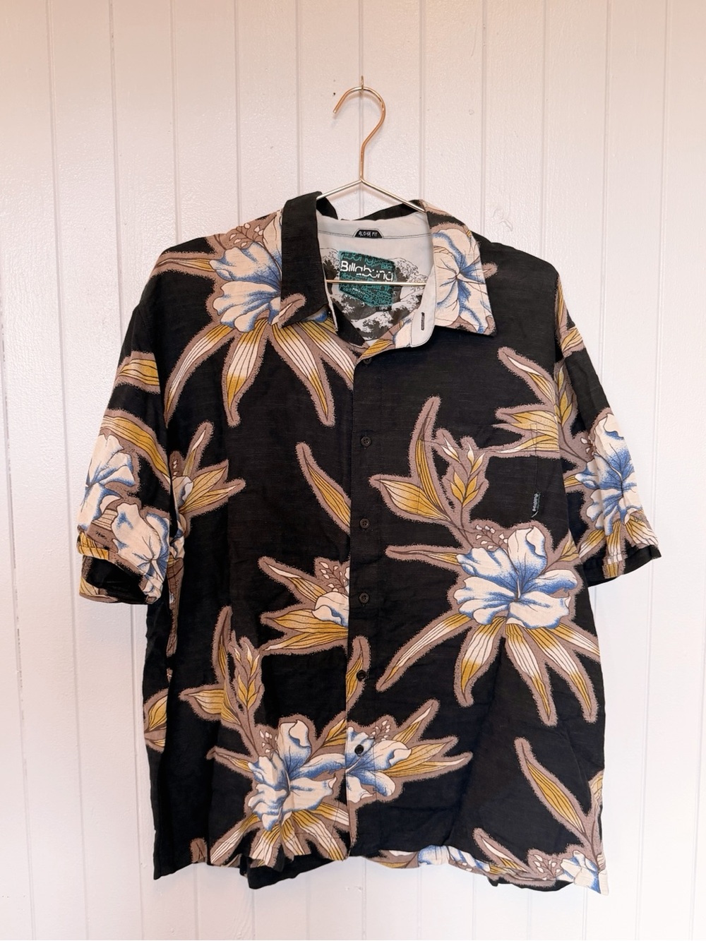 Men’s Billabong Button-down